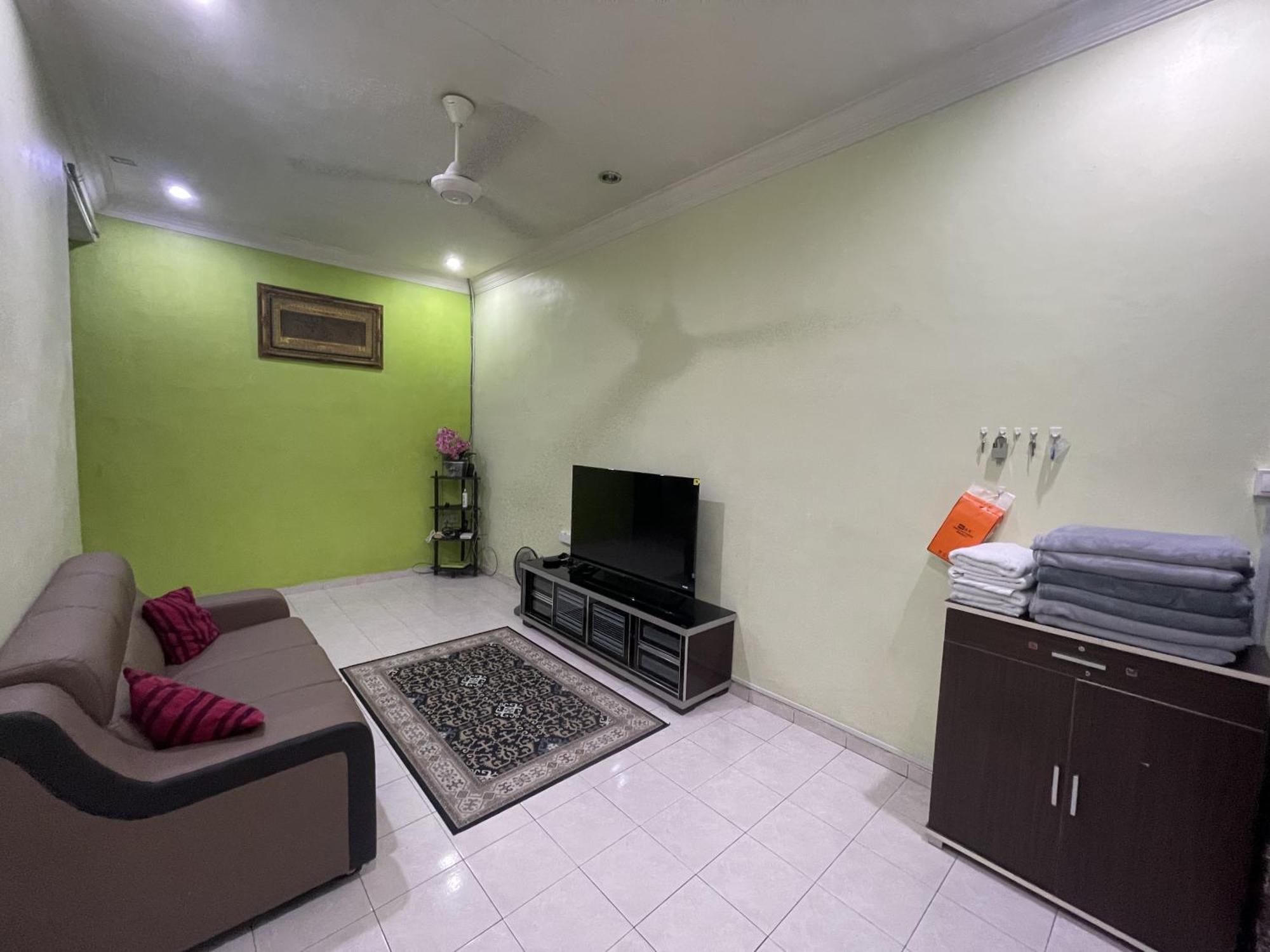 Homestay Bidor Dmaju Bidur Exterior photo